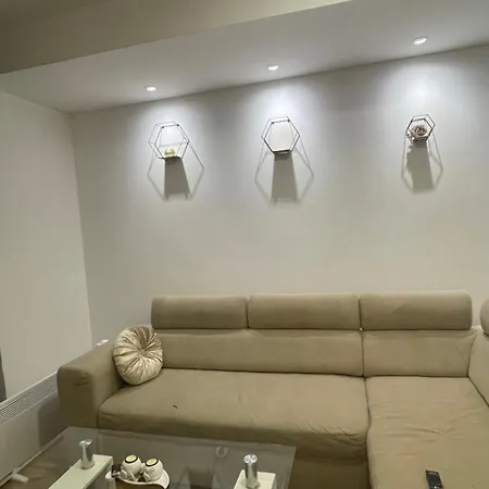 Apartment Stan Na Dan *