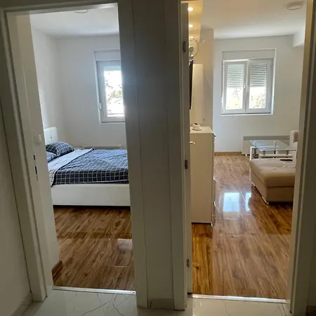 Apartment Stan Na Dan *