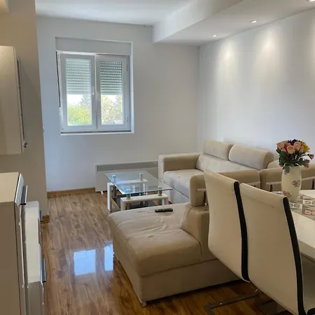 Stan Na Dan Apartment